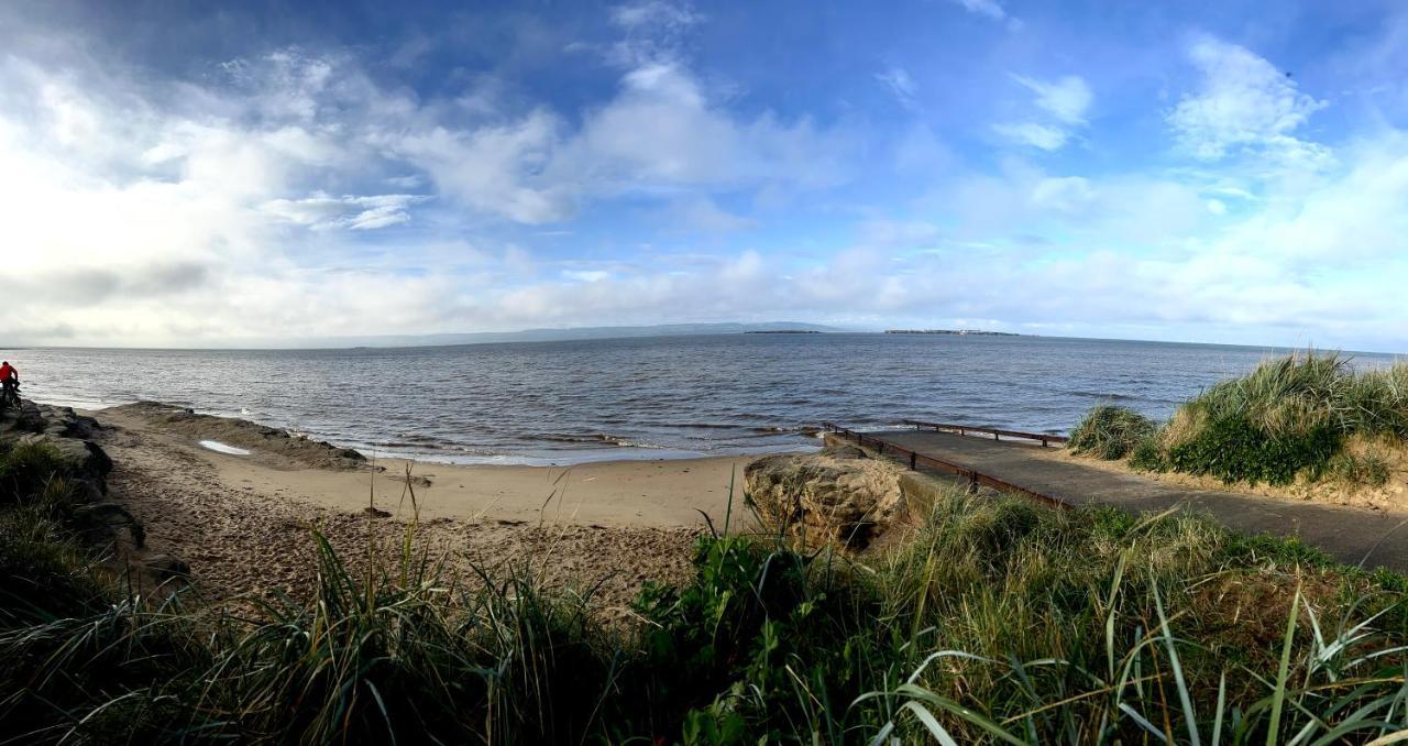 Seaside Spacious 4 Bedroom Nr Town Centre Pet Friendly Sailing & Open Golf Course